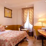 Du Levant 3* Parigi