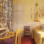 Du Levant 3* Parigi